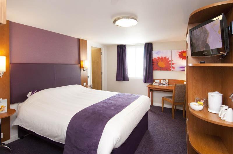 Premier Inn Premier Inn Crewe Nantwich Exterior photo