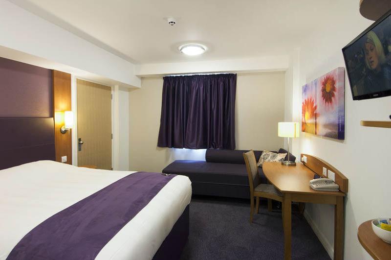 Premier Inn Premier Inn Crewe Nantwich Exterior photo